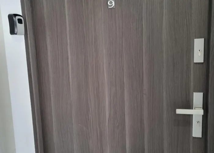 Apartment Pod Gondola 