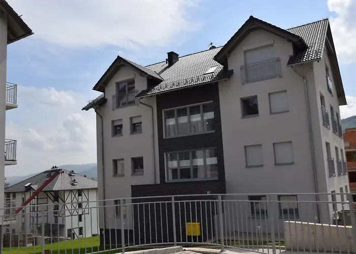 Apartment Pod Gondola 